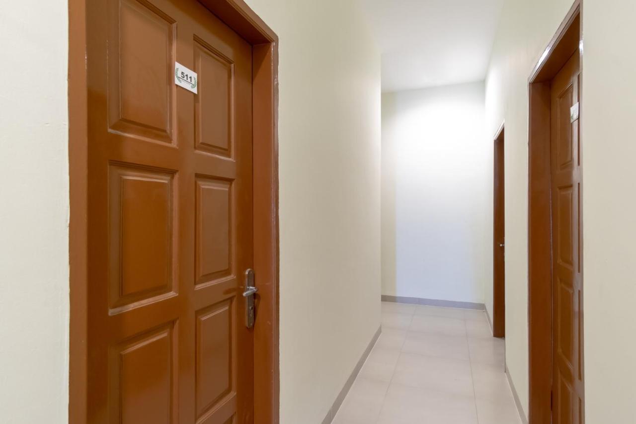 Oyo 1940 Cendana Homestay Syariah Медан Экстерьер фото
